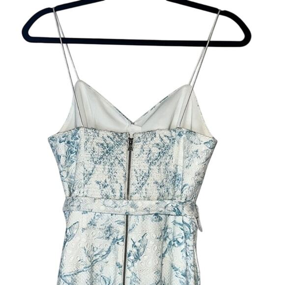 Alice + Olivia Ladies White Eyelet "Shanti" Jumpsuit w/ Blue Nature Print, 4 NWT - Picture 7 of 7